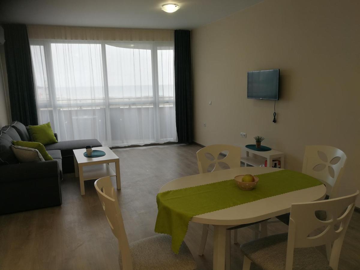 Donchevi Apartments Primorsko Eksteriør billede