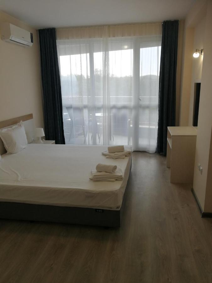 Donchevi Apartments Primorsko Eksteriør billede