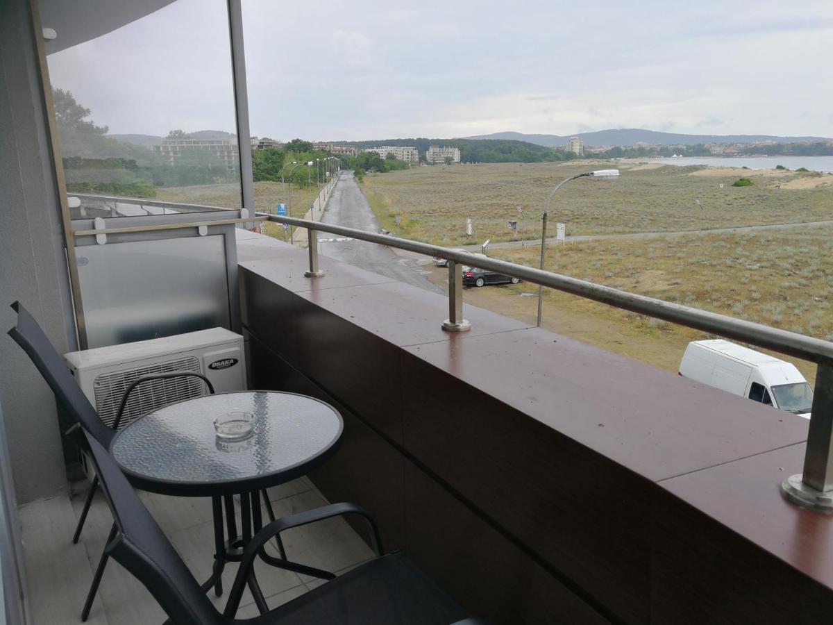 Donchevi Apartments Primorsko Eksteriør billede