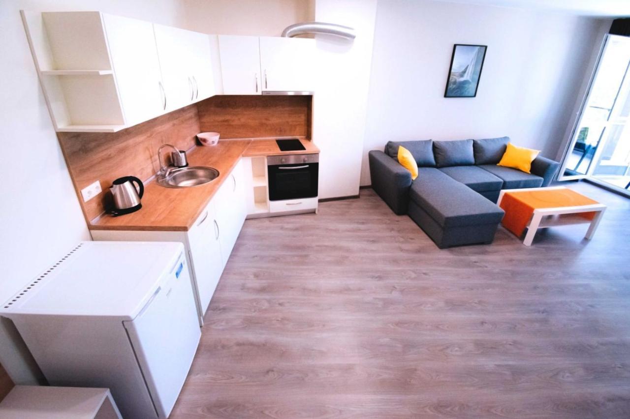 Donchevi Apartments Primorsko Eksteriør billede